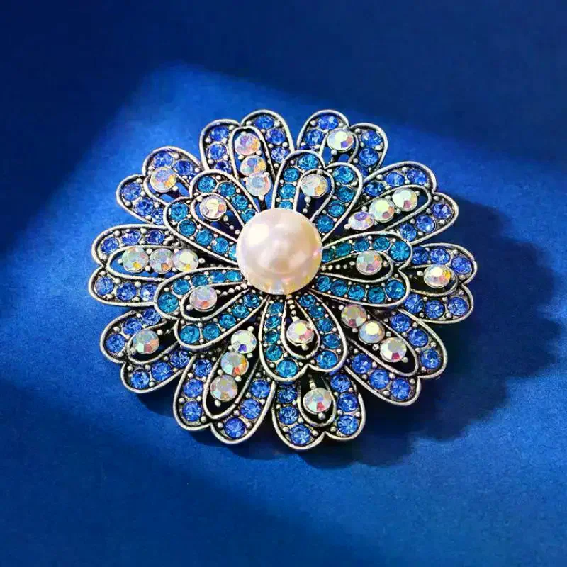 Fashion Luxury Blue Flower Pearls Brooch For Women Clothing Coat Jewelry Accessories Gifts