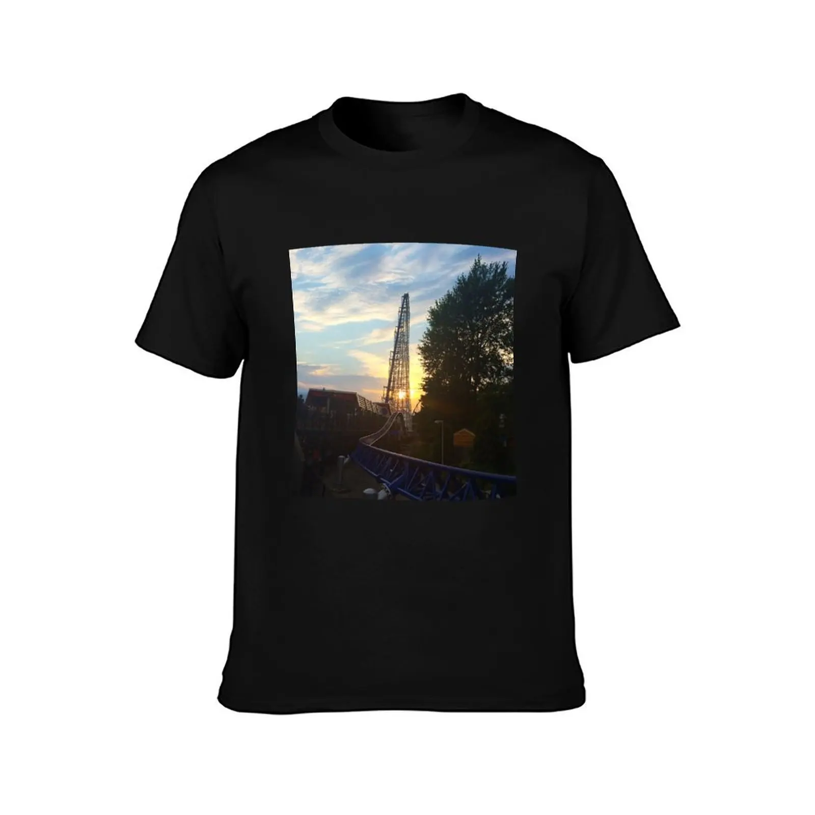 Sunset Through Coaster T-Shirt Summer Casual Cotton Tee Oversized Streetwear Tops Vintage Graphic Print Unisex Men Women