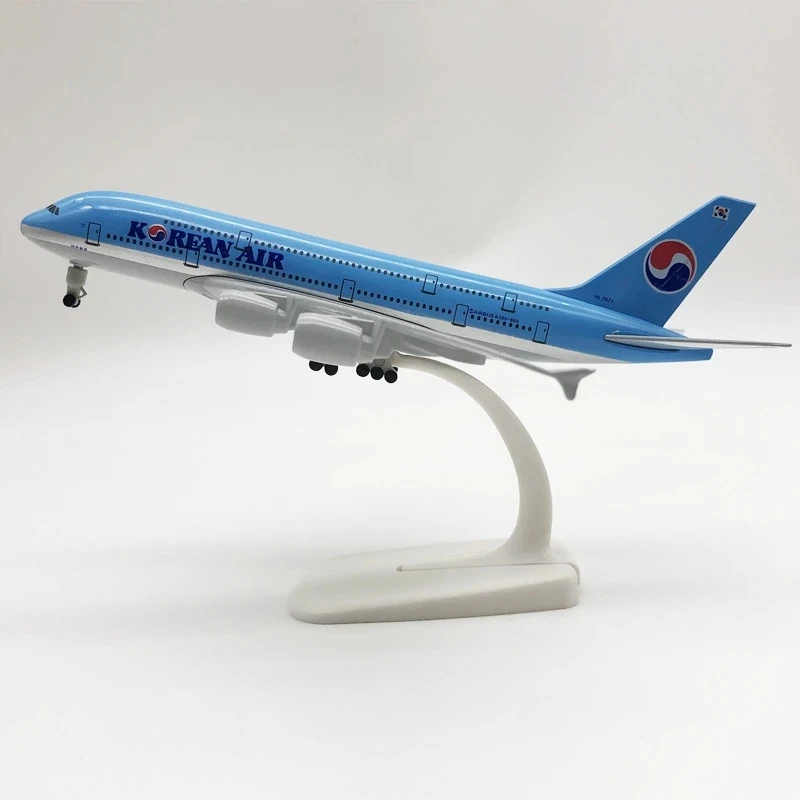 20CM 1:400 Scale Airbus A380 Korean Air Airlines Airplanes Plane Aircraft With Landing Gears Alloy Model Toy For Collections