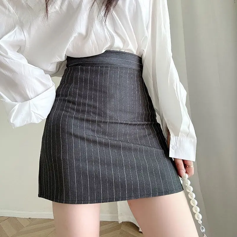 2026 Spring New Striped Half Length Skirt for Women, High Waist, Slim Look, Fashionable, Versatile, Casual, A-line Hip Wrap