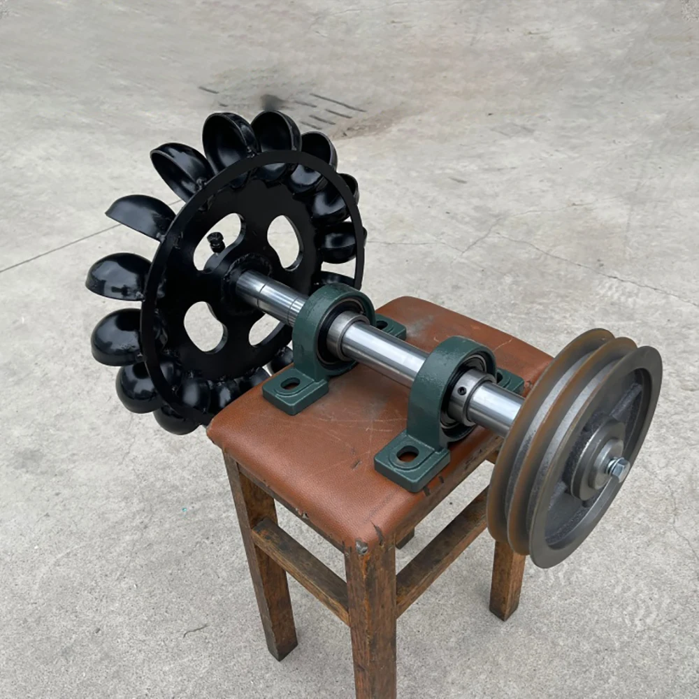 cuchillas-generadoras-de-turbina-hidraulica-de-baja-velocidad-tipo-de-impacto-oblicuo-con-carcasa-de-rodamiento
