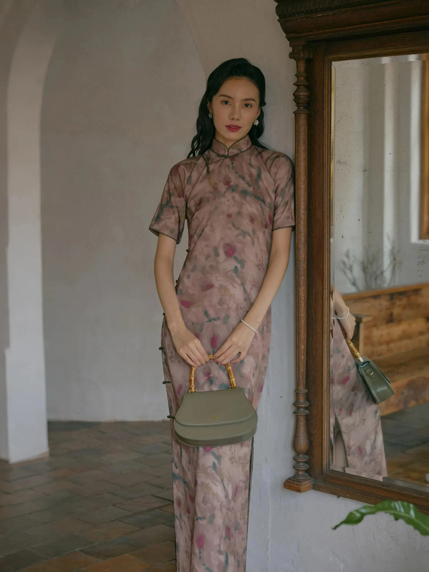 

Платье Long от JiaJia в винтажном стиле с пуговицами, полным разрезом и низким вырезом, с цветочным узором, из полиэстера и спандекса