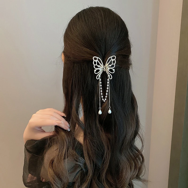 Vintage Butterfly Pearl Tassel Hair Claw Clip Women Korean Style Rhinestone Crab Shark Ponytail Hairpins Hair Accessories Female