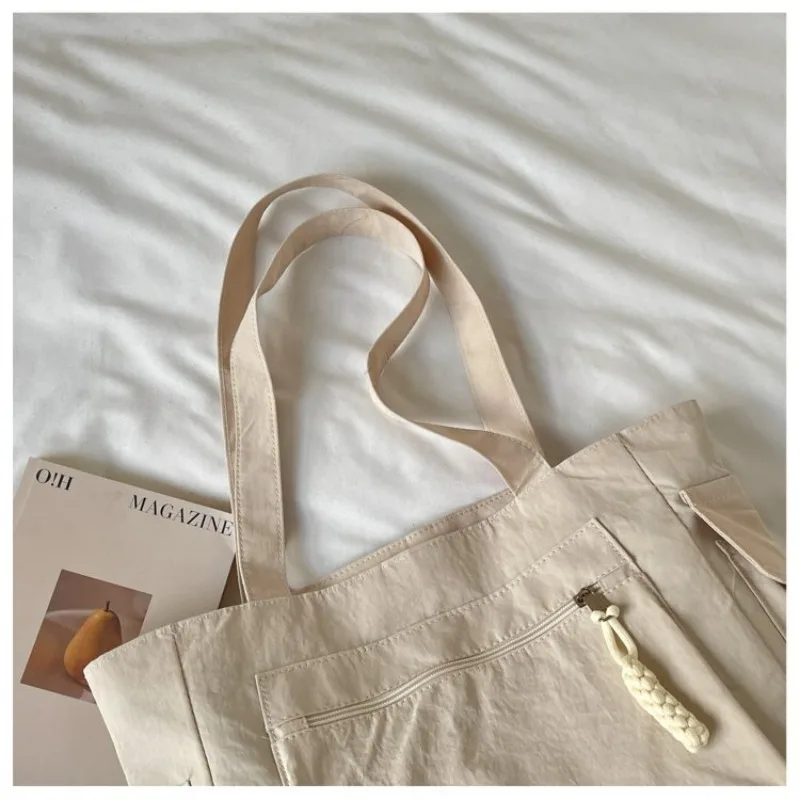 CEEKAY Nylon-Tragetasche mit Reißverschlussfach vorne, Seilanhänger, Tragegriff, vielseitig einsetzbar, für den täglichen Gebrauch, lässig, große Kapazität, Damenhandtasche – Detail 4