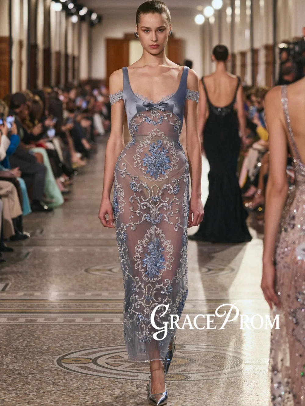 

Blue Shimmering Beaded Evening Dress Chic Illusion Off Shoulder Wedding Party Gown Customized Elegant Luxury Red Carpet Gowns