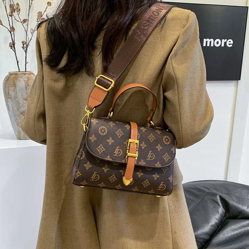 

2025 Women's Casual Crossbody Bag, Fashion Genuine Leather Multi-way Shoulder Purse, Vintage Quilted Large Capacity Tote