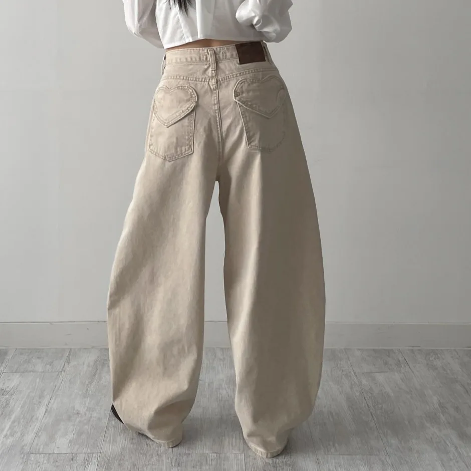 

Khaki Heart Shaped Pocket High Waist Buttoned Denim Long Pants Casual Straight Leg Jeans Pure Color All Seasons High Waist Wi...