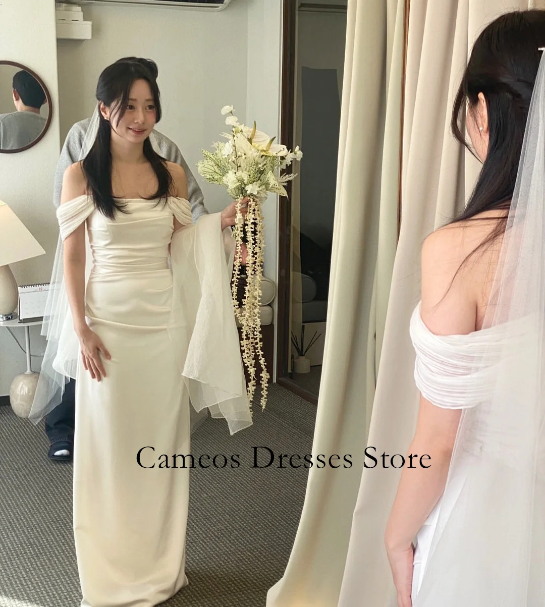 Sondr personalizado fora do ombro cetim de seda ruched vestidos de casamento até o chão espartilho marfim vestidos de noiva femininos