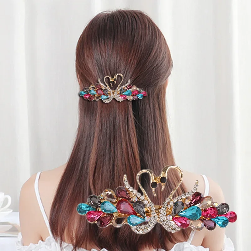 Swan Hair Clips Colorful Rhinestones Headwear Beautiful Woman Hair Accessories Mixed Colors Novelty Swan Barrettes Styling Tools