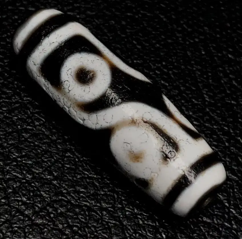 

Himalayan Ancient Tibetan DZI Beads Old Agate Rare 6 Eye Totem Amulet Pendant