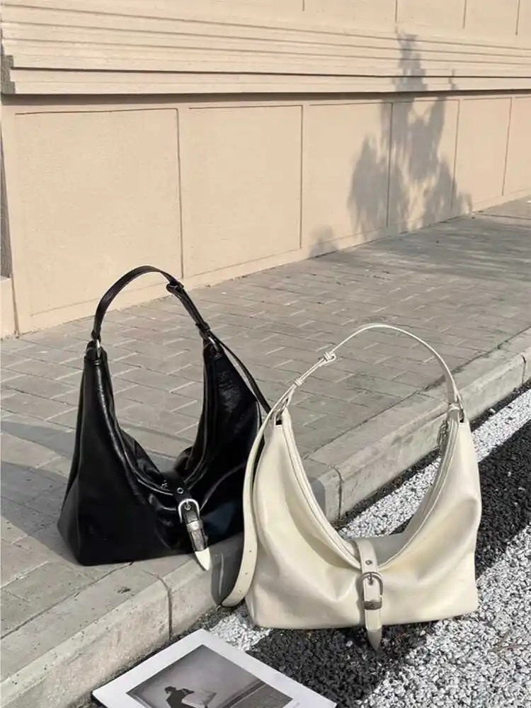 

Simple Hobo Metal Bule Large Capaci Underarm Bag 2024 Summer New Sle Women's Single oulder Tote Bag Casual Faion