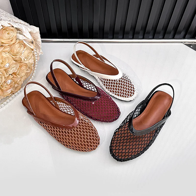 

2026 Summer Women's Mesh Slingback Sandals Round Toe Flat Heel Closed Toe Hollow Out Breathable Plus Size Casual Shoes