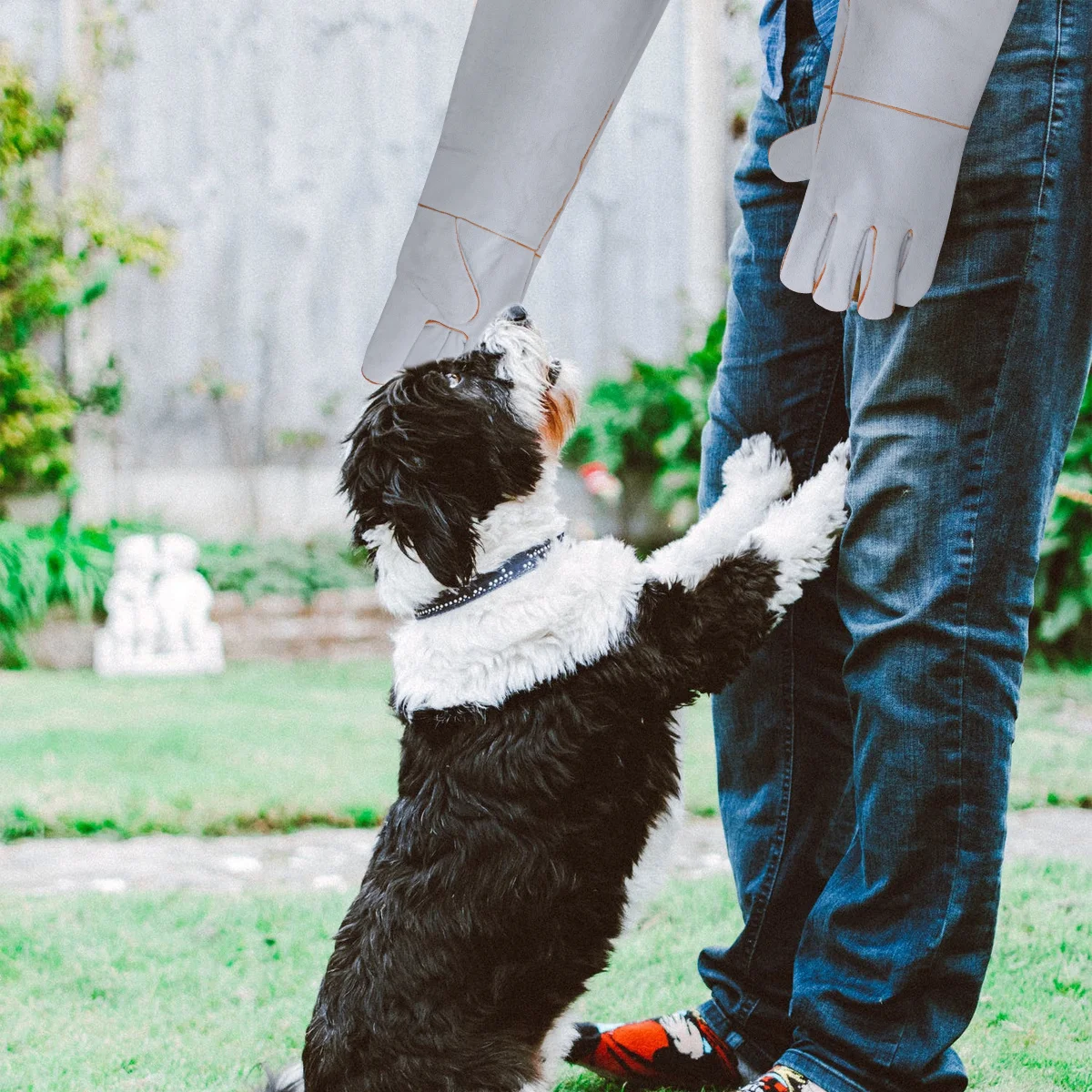 1 زوج قفازات مضادة للعض سميكة حماية جلد البقر للحيوانات الأليفة التعامل مع لحام شواء التخييم لحام مقاومة للحرارة قطع #2