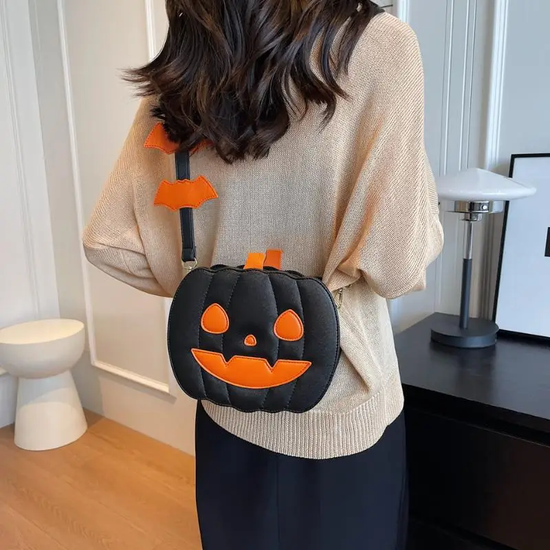 

Halloween Cartoon Pumpkin Shoulder Bag Cute Creative Crossbody Bag Versatile Women's Messenger Gift