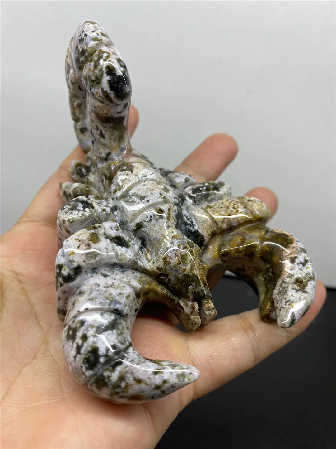 Natural Ocean Jasper Crystal Engraved Scorpion ANIMAL Figurines Ornament Carving Decorations Witch Crafts Supplier