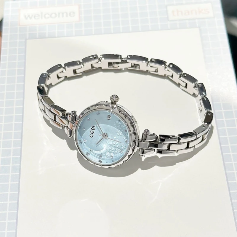 New Classic Exquisite Small Round Dial Light Luxury Women'S Watch Classic Silver Quartz Watch Holiday Gift  Quality Small Dial