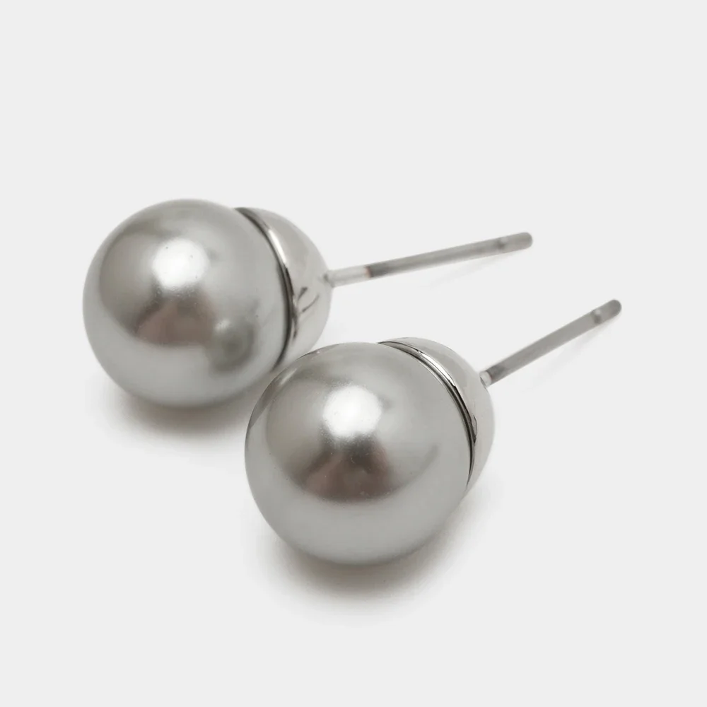 

AB/10mm Shell Pearl Artificial Grey Pearl Simple stylish stud earrings for women.