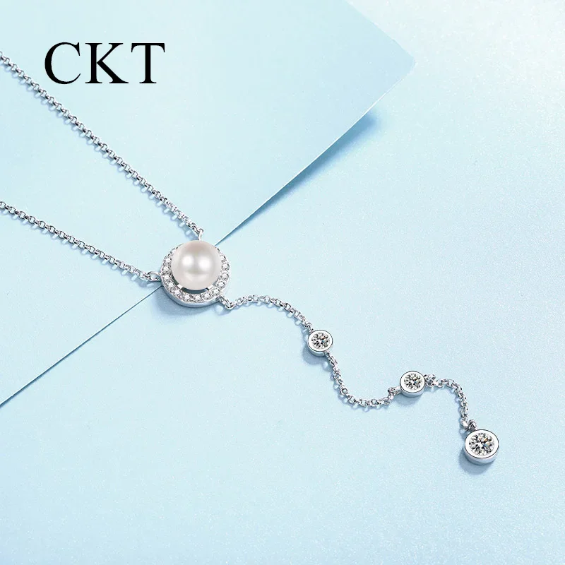 18K White Gold Necklace for Women Freshwater Pearl Pendant 0.67ct Moissanite Collarbone Chain of the Light Luxury Collar Jewelry