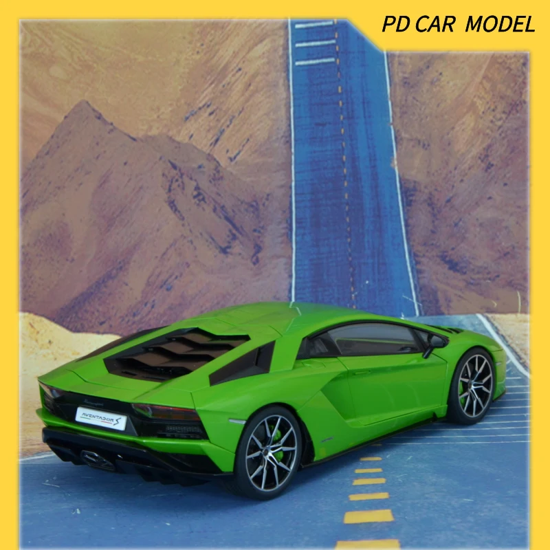 AUTOART Collectible 1:18 FOR  LAMBORGHINI AVENTADOR S GREEN   Gift for friends and family