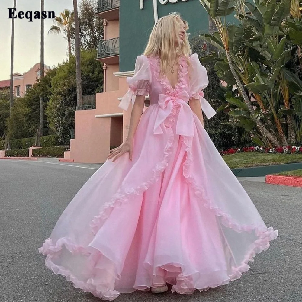 

Eeqasn Pink A Line Long Prom Dresses Organza Short Sleeves Ruffles Sexy Deep V-neck Women Formal Evening Dress Party Gowns