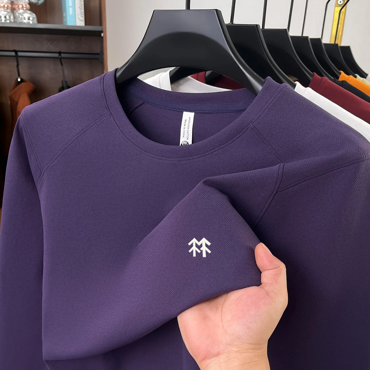 High end brand embossed long sleeve T-shirt sweatshirt men's luxury comfort round neck new fashion casual versatile pullover