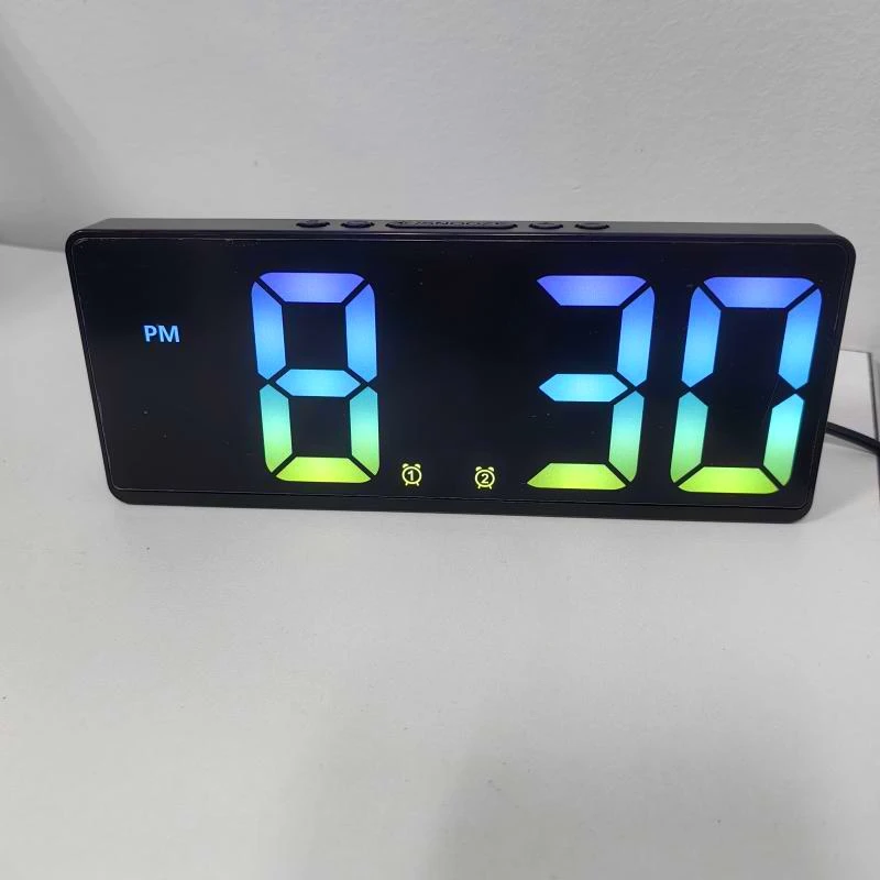 Digitale wekker Spraakbesturing Temperatuur Snooze Nachtmodus Desktop Tafelklok 12/24H Anti-storen Functie LED Klokken Horloge