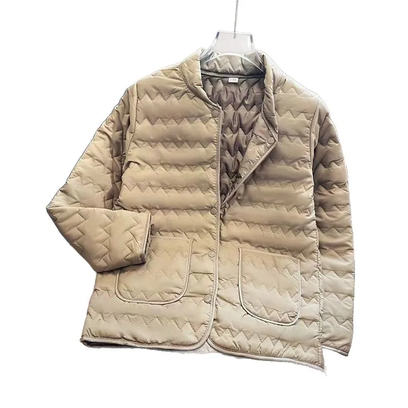 خريف شتاء جديد بسيط بلون المرأة معطف غير رسمي موضة موجة مخطط الإناث سترة قطن قصيرة #4