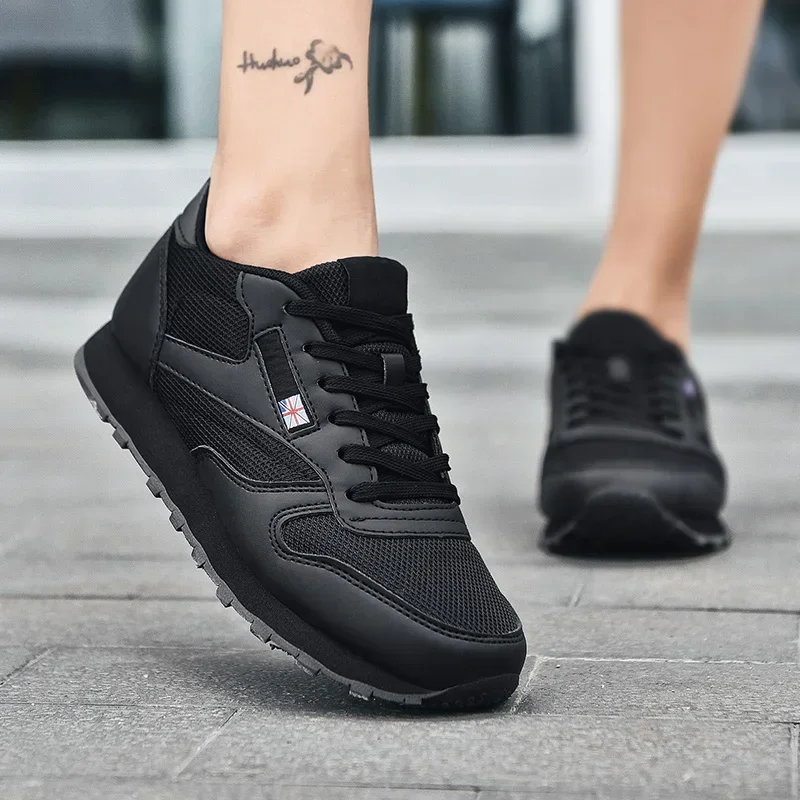 White Shoes Woman Tenis Feminino Fashion Luxury Brand Breathable Women Casual Shoes Walking Sneakers Women Trainers Basket Femme