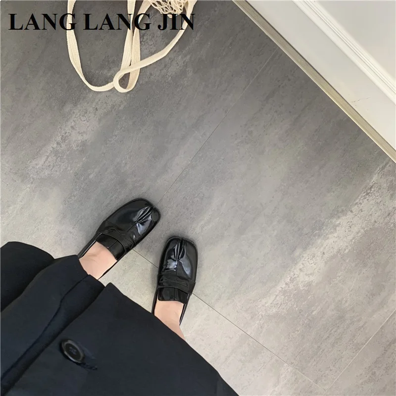 Women Flats Tabi Ninja Moccasins Round Split Toe Shallow Lazy Slip On Slingback Mules Leather Shoes Soft Loafers Slip On Ballet
