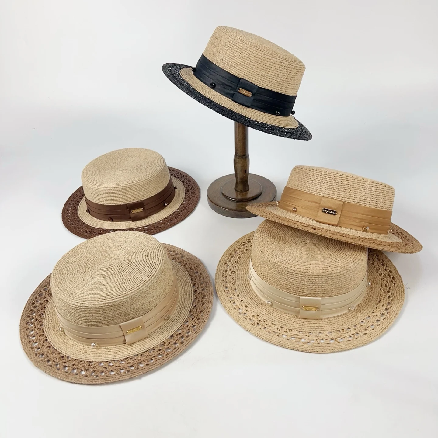 women's-summer-sun-protection-straw-hat-flat-top-wide-brim-casual-style-adjustable-band-outdoor-beach-hat-fashionable-sunguard