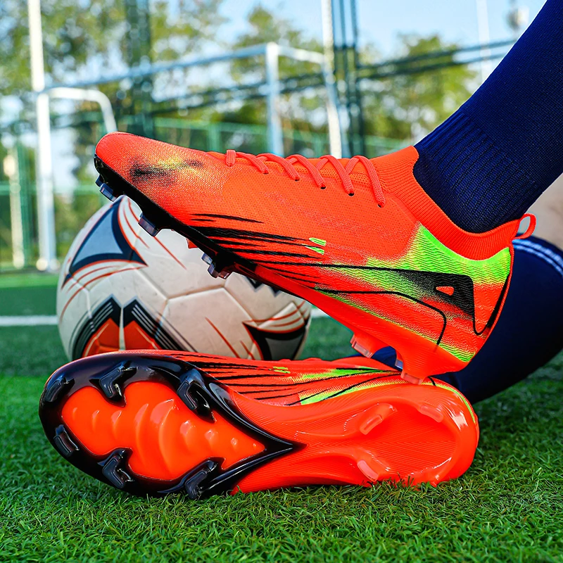 

Men New Football Boots Professional Original Breathable Comfortable Male Field Resistant Soccer Shoes Casual Fast Football Shoes