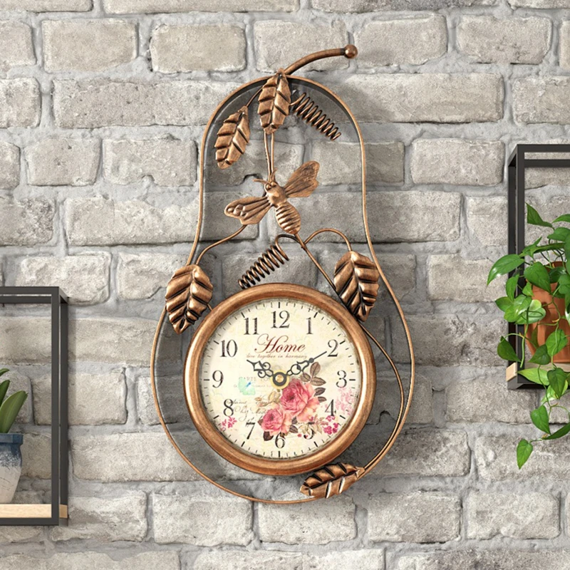 

European Vintage Iron Art Wall Clock Creative Decorative Hanging Clock Living Room Wall Decor Retro Home Decoration