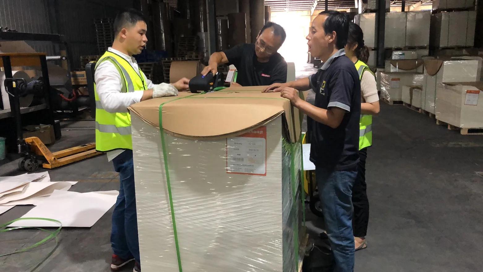 Hand-held Battery Powered Pallet Strapping Machine for PP and PET Straps Automatic Strapping Tool