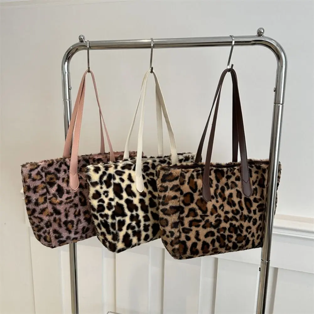 

Универсальные модные плюшевые косметички из искусственного меха, мягкий органайзер для хранения косметики, легкие сумки-тоут с леопардовым принтом, женские сумки