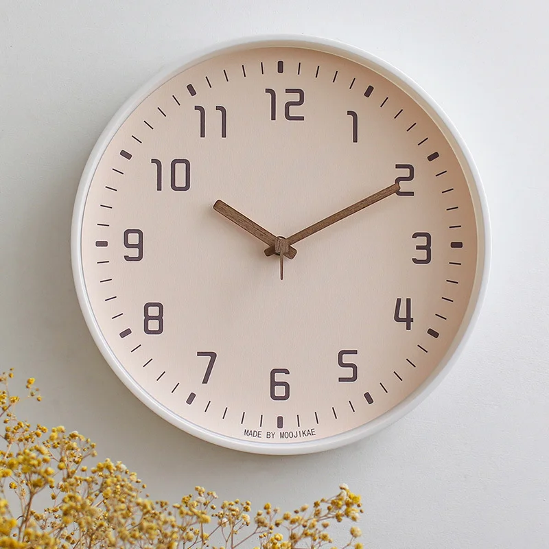 

2025 New Model Living Room Wall Clock Nordic Restaurant Digital Clock Mural Bedroom Mute Quartz Clock Watch Home Decor Items