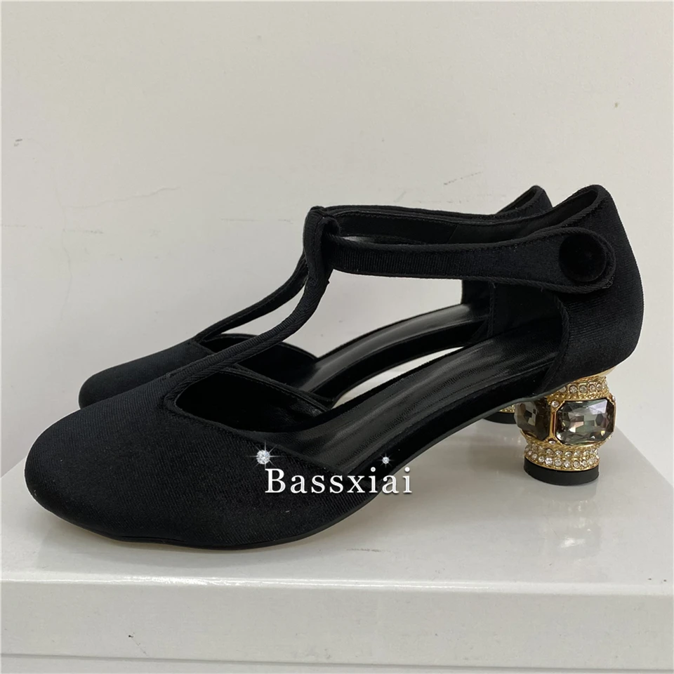 Luxury Velvet T-Strap Women Pumps Jeweled Rhinestone 6cm Heel Round Toe Side Cut Outs Spring Autumn Banquet Shoes Woman