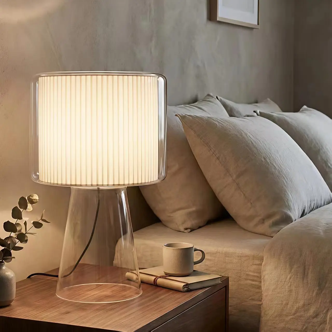 Nordic Minimalist Designer Ambient Table Lamp Suitable for Lighting in The Study Area Near The Bed Bedroom Decoration