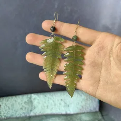 Unique Green Leaf Natural Earrings Handmaking Epoxy Resin Red Maple Earring Natural Plant Series Leaves Earring Custom Packaging