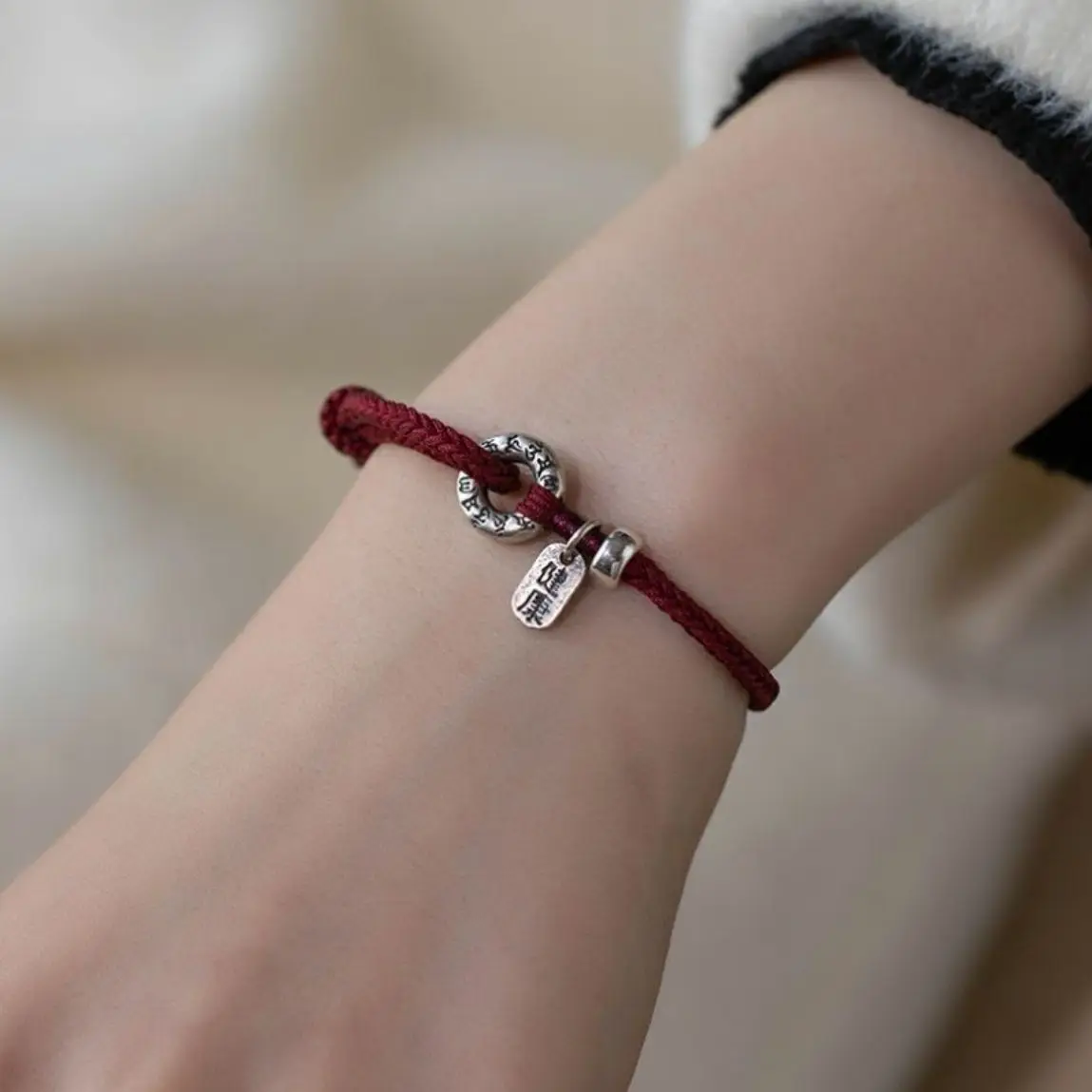 Original Hand-Woven Birth Year Carrying Strap Finished Tibetan Corn Knot Red Rope Bracelet Male and Female Red Rope Bracelet