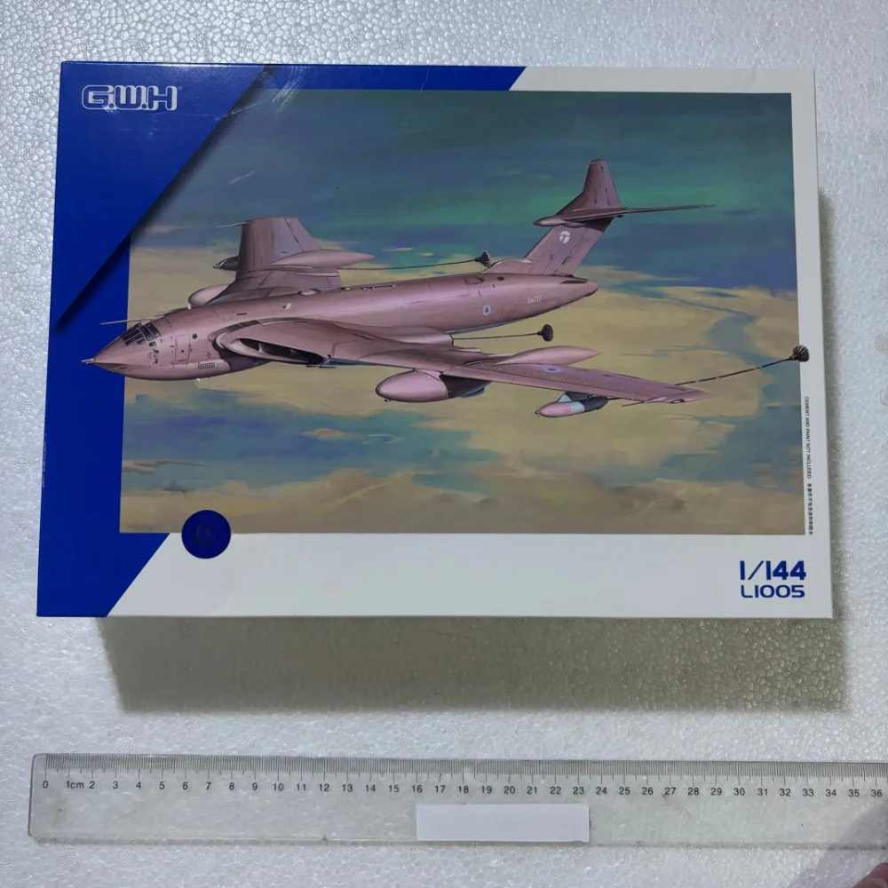 

Сборка весов авиационного самолета, комплект модели, масштаб 1:144 L1005, стратегический танкер R.A.F, высокое качество, хобби Great Wall