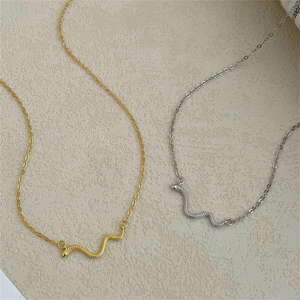 

Корейская женская цепочка на шею, стерлинговое серебро S925, ожерелье в форме маленькой змеи, ниша, минималистичный дизайн, новая цепочка на ключицу