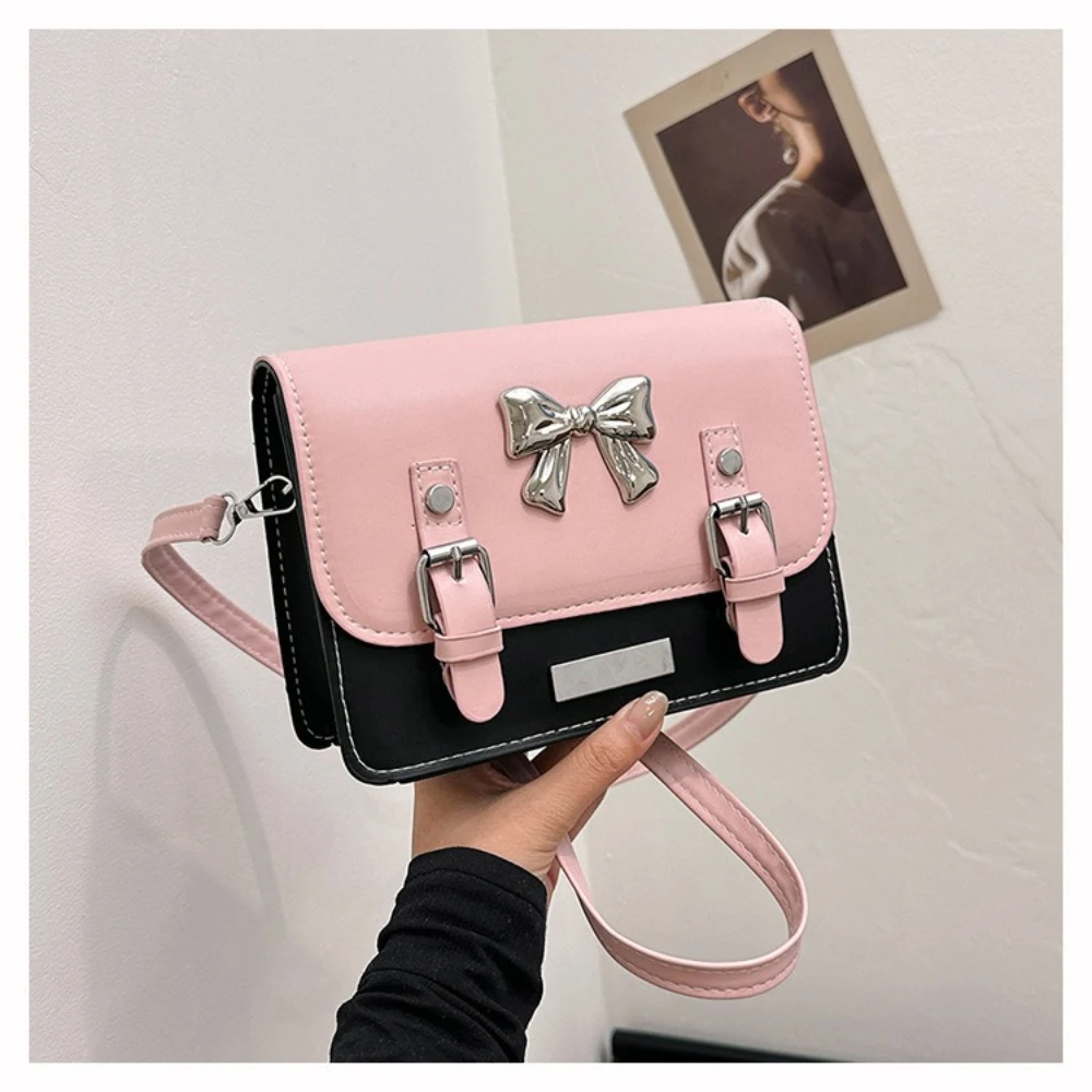 

Нишевая модная дизайнерская сумка через плечо, новый гонконгский стиль, сотни маленьких квадратных сумок для девочек, сумки через плечо в форме сердца Cambridge