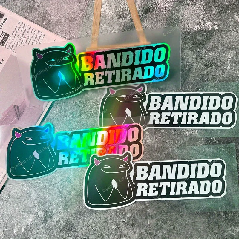Le Bandit Casque Une Personnalisation Originale pour Véhicules et Casques