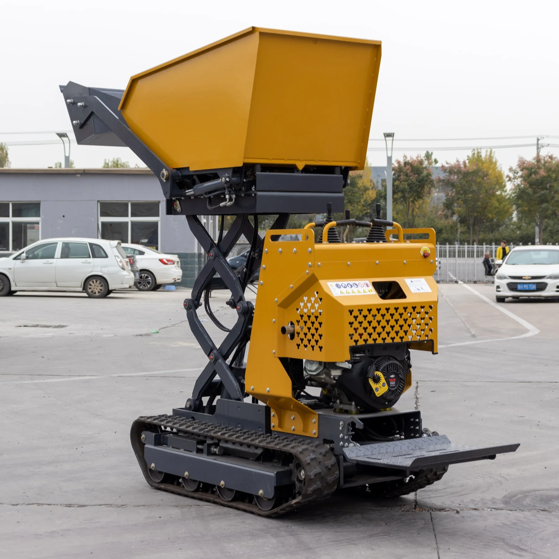 Mini Track Dumper with EURO Engine 500kg Capacity Scissor Lift Max dumping Height 1440mm
