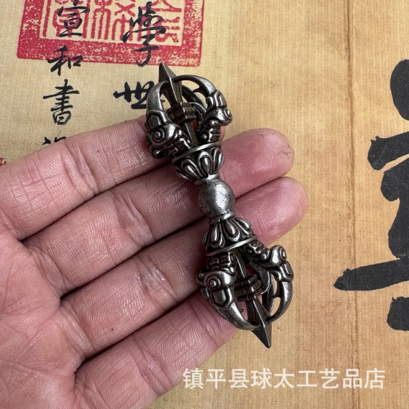 

Vintage Tibetan Ritual Instrument Vajra Pestle Demon Subduing Pestle Handheld Antique Old Copper Ornament Wholesale