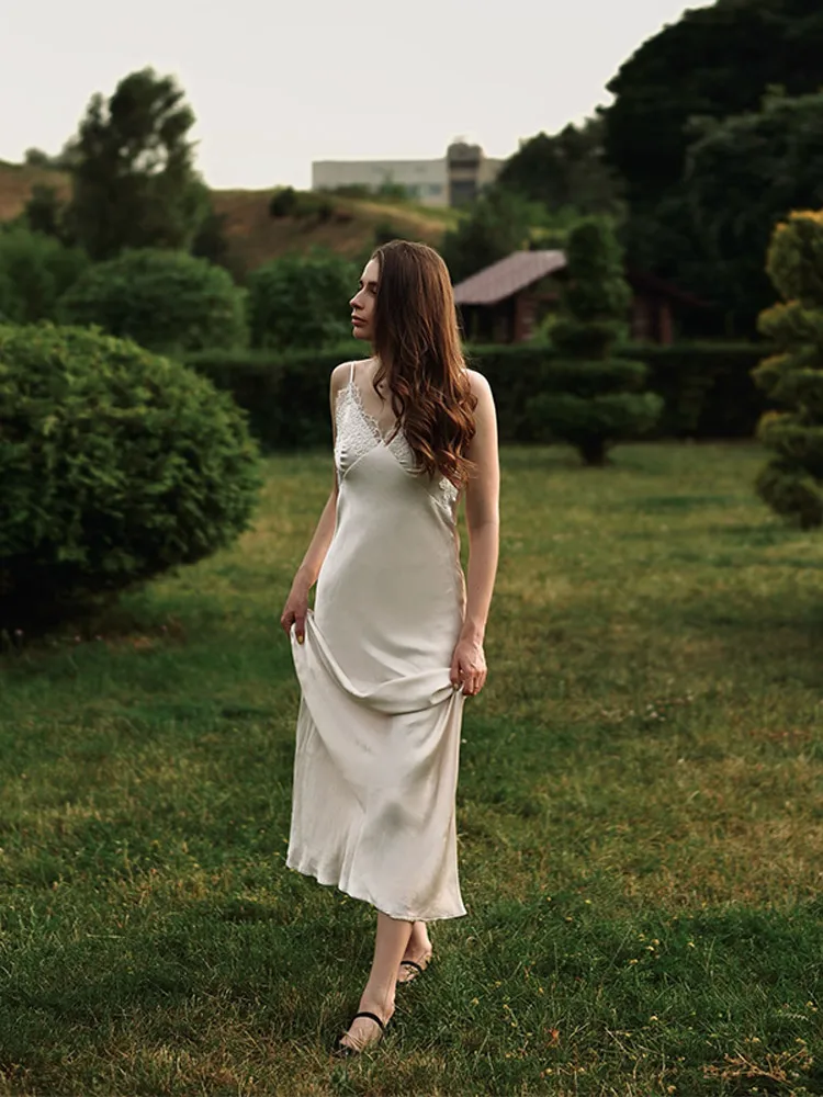 فساتين نسائية أنيقة ومثيرة بأشرطة من الدانتيل فساتين طويلة موضة رائعة كلاسيكية بقصة ضيقة كل موسم جديد للحفلات الليلية فساتين ناعمة