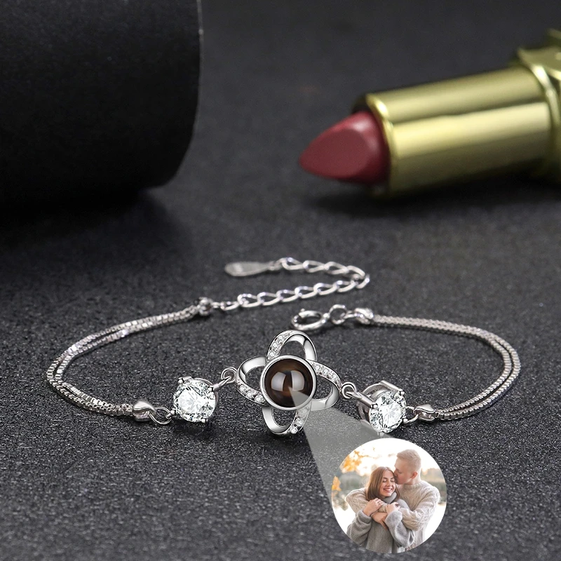 

Custom Jewelry Projection Photo Bracelet for Women Men Four Leaf Pendant Bracelet Girlfriend Girl Lovers Personalized Gift