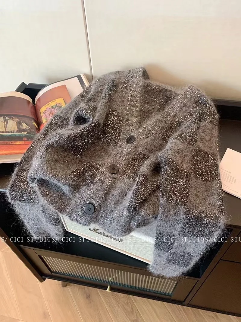 

Женский вязаный кардиган из мохера с блестками в стиле ретро, мягкий и стильный, высококачественный свитер Y2K 2025 г.