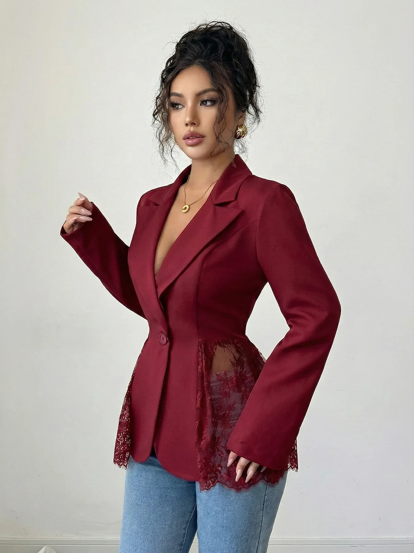 Damen-Spitzenblazer mit Kerbrevers, Ein-Knopf-Verschluss, Langarm, Schlanke Passform, Durchbrochener Patchwork-Anzug, Bürojacke für Damen – Detail 12