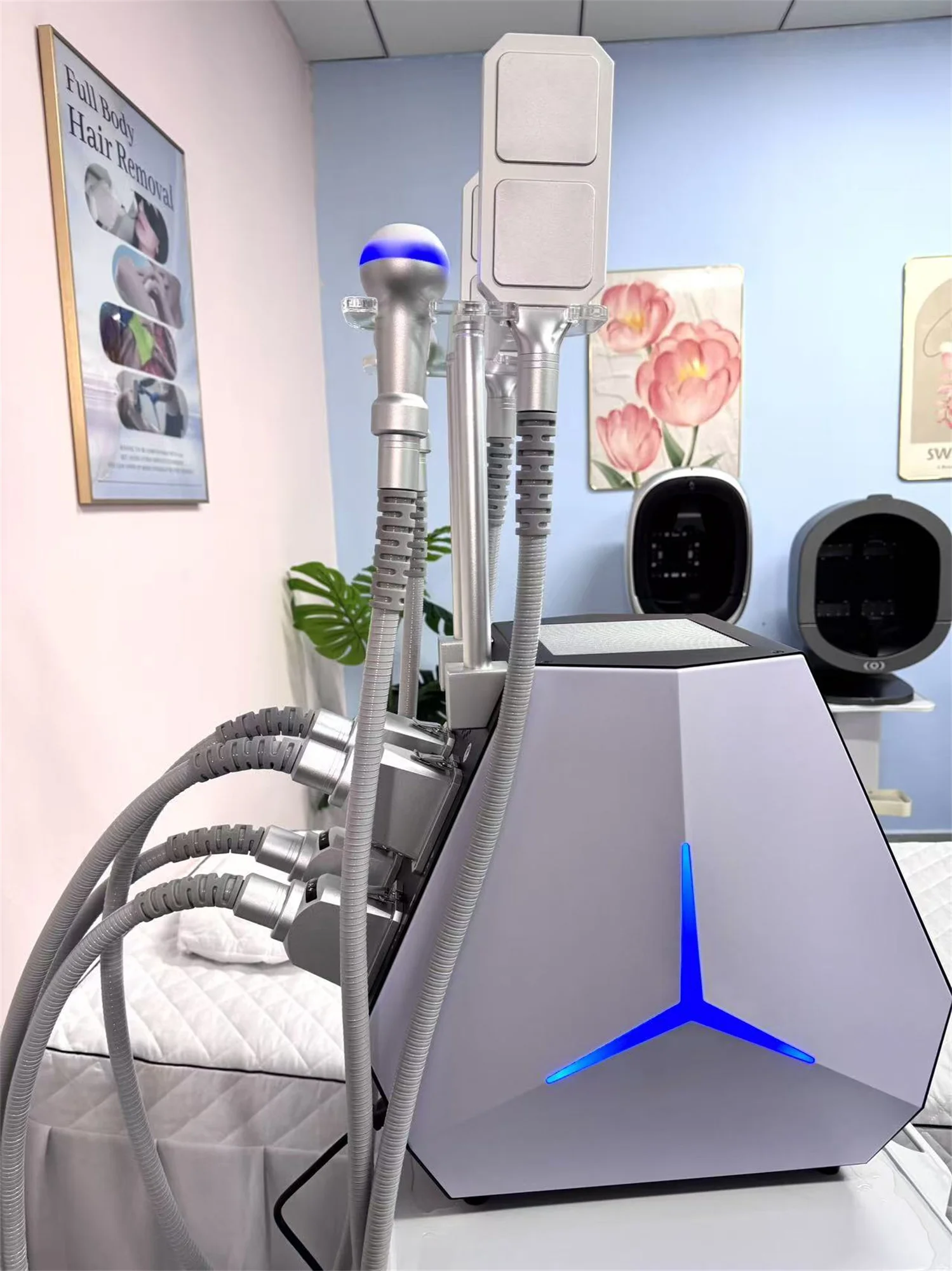 Professional Hot and Cold Skin Firming Cryo Portable Facial For Fat Reduction Skin Tightening Body Contouring and Body Slimming